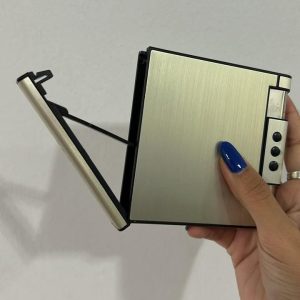CIGARRERA CON ENCENDEDOR